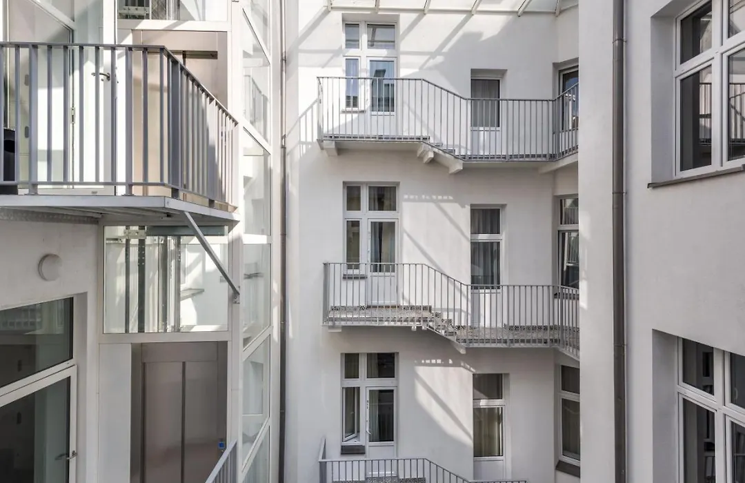 Old Town Apartments - B12-1